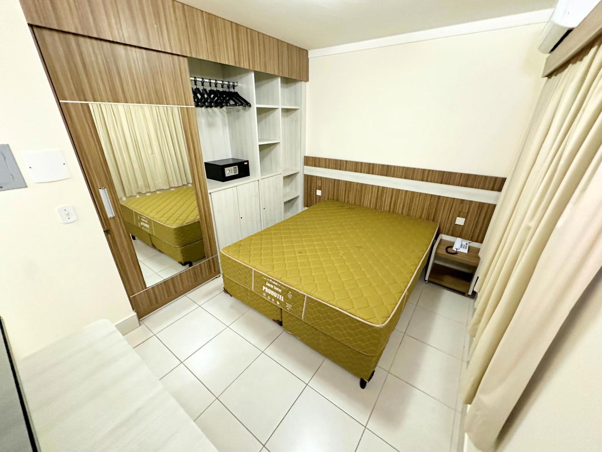 Aparthotel I Ao V - Diroma Lacqua *