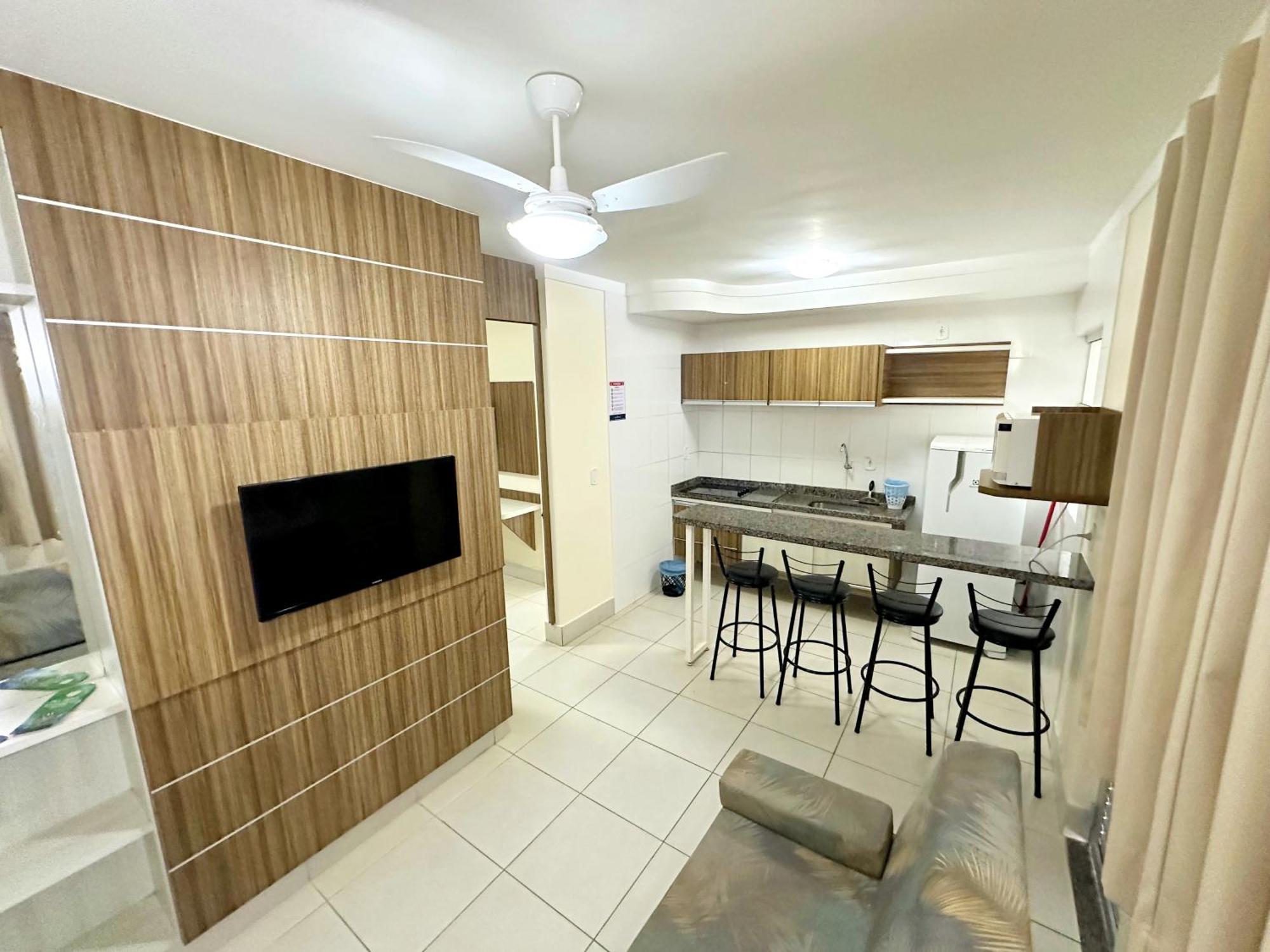 I Ao V - Diroma Lacqua Aparthotel Caldas Novas