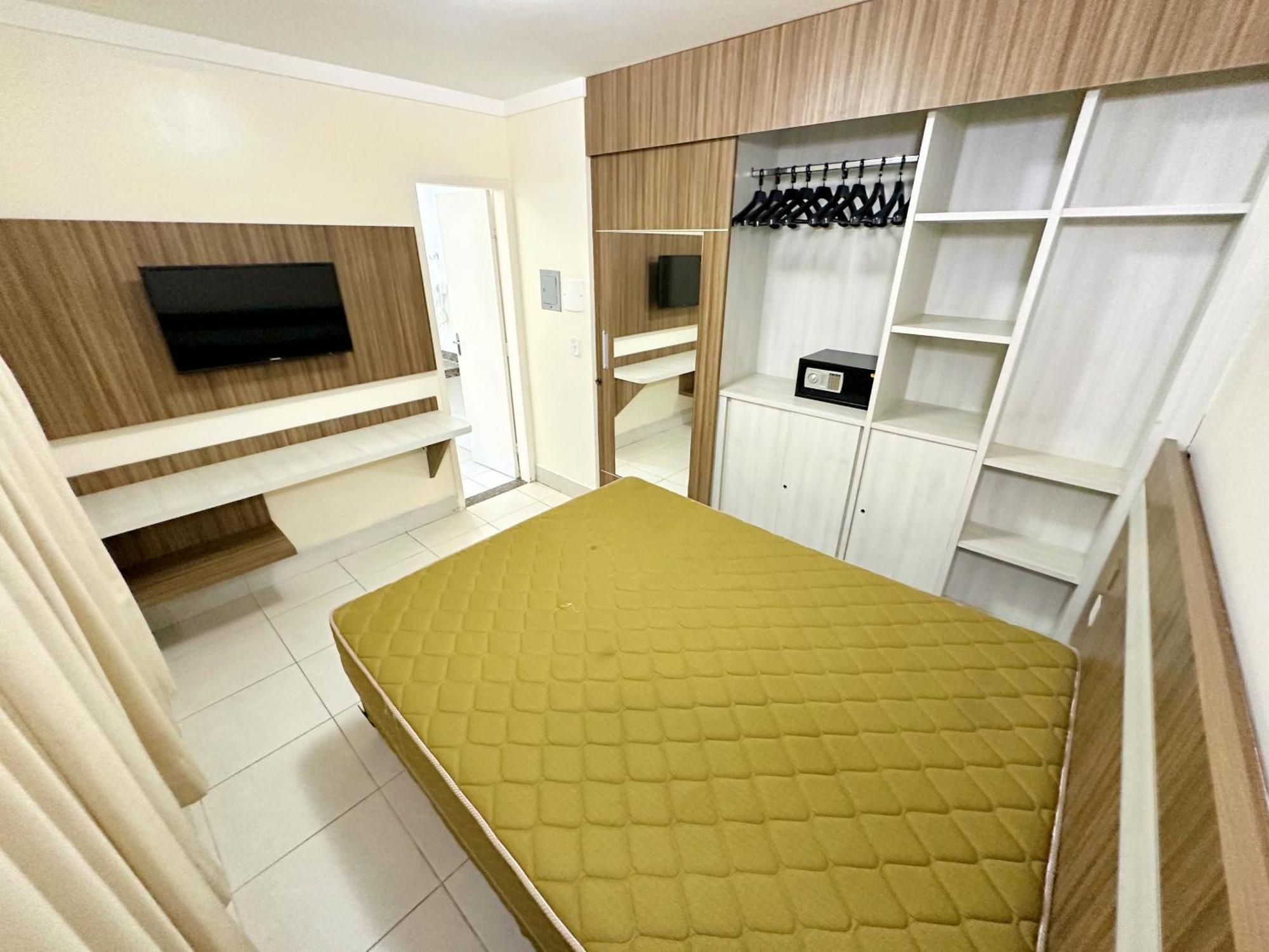 Aparthotel I Ao V - Diroma Lacqua